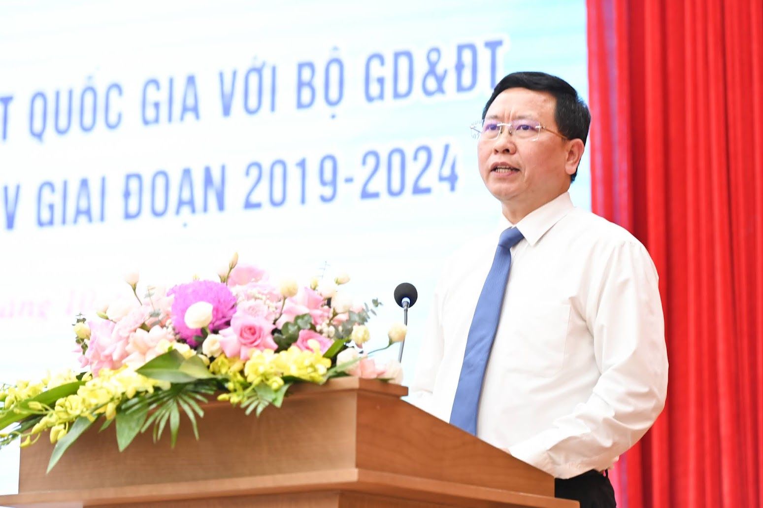 Vụ trưởng.jpg
